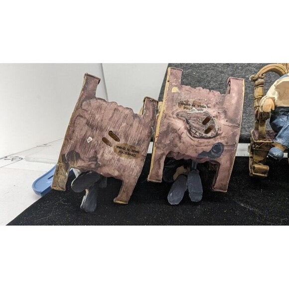 Victoria Collection 2003 Joanna & John Figurines 5 Total in Set 2 x 8" + 3 x 5" - Picture 7 of 14